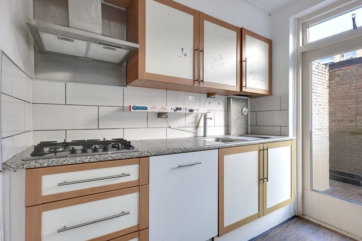 Photo 3 of Floriszstraat 44