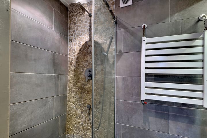 Photo 4 of Floriszstraat 44