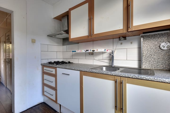 Photo 18 of Floriszstraat 44