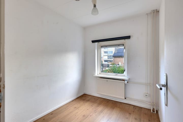 Photo 28 of Floriszstraat 44