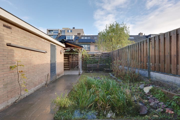 Photo 40 of Floriszstraat 44