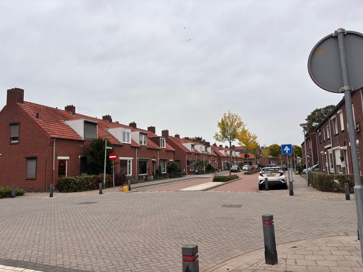 Photo 22 of Javastraat 53