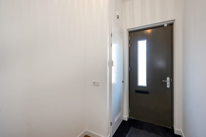 Photo 7 of Albaniëstraat 23