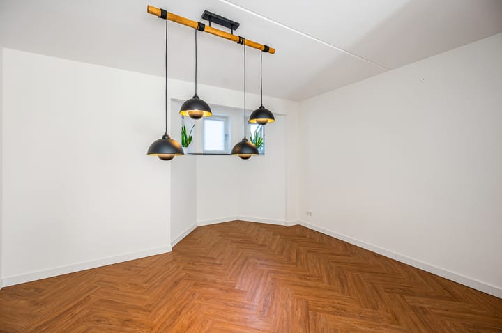 Photo 16 of Albaniëstraat 23