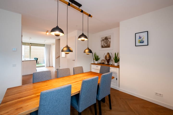 Photo 17 of Albaniëstraat 23