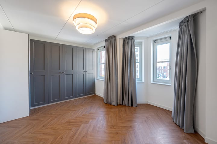 Photo 25 of Albaniëstraat 23