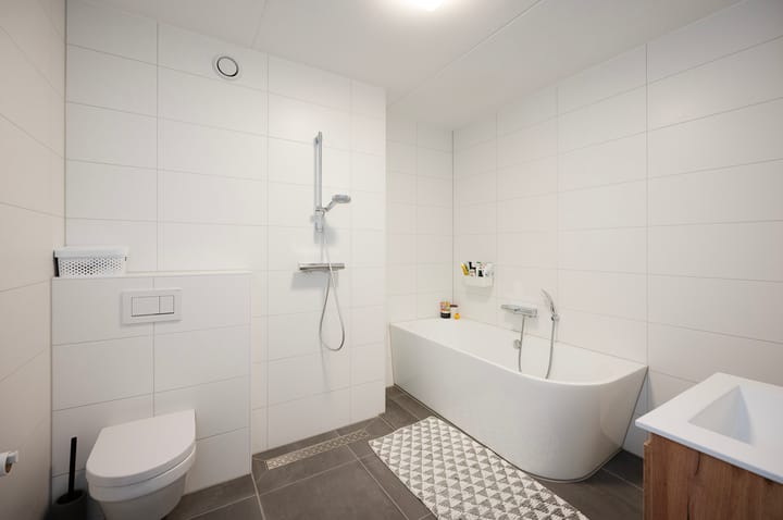 Photo 30 of Albaniëstraat 23