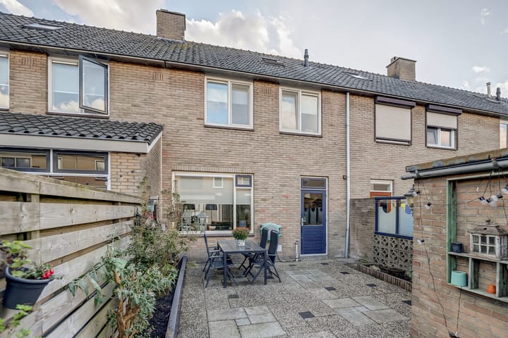 Foto 2 van De Jongstraat 6