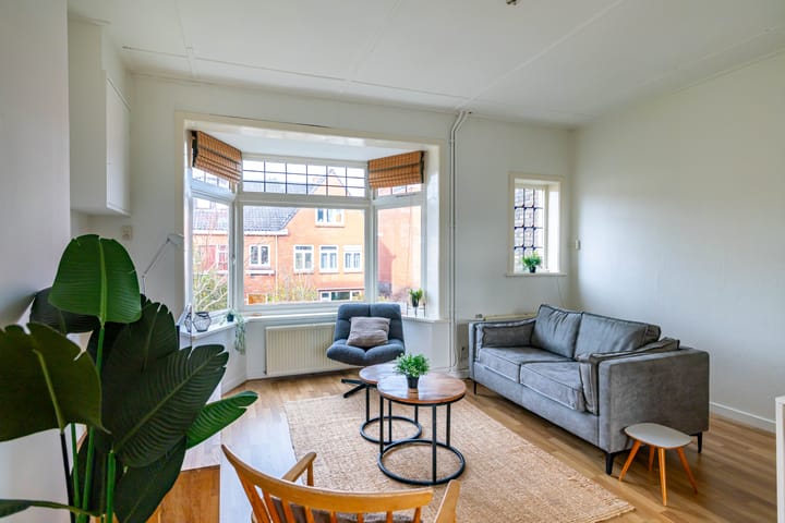 Photo 4 of Van Hamelstraat 27-B