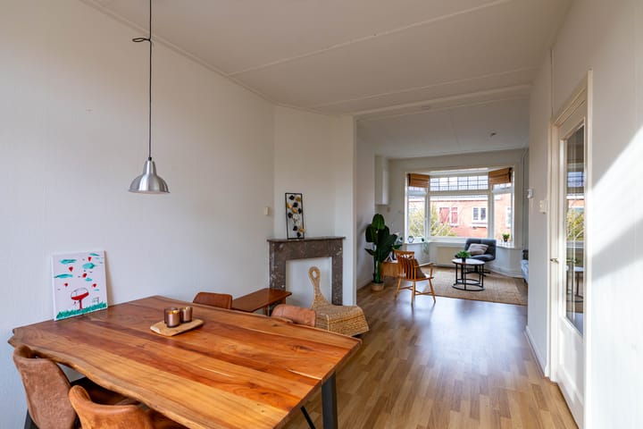 Photo 13 of Van Hamelstraat 27-B