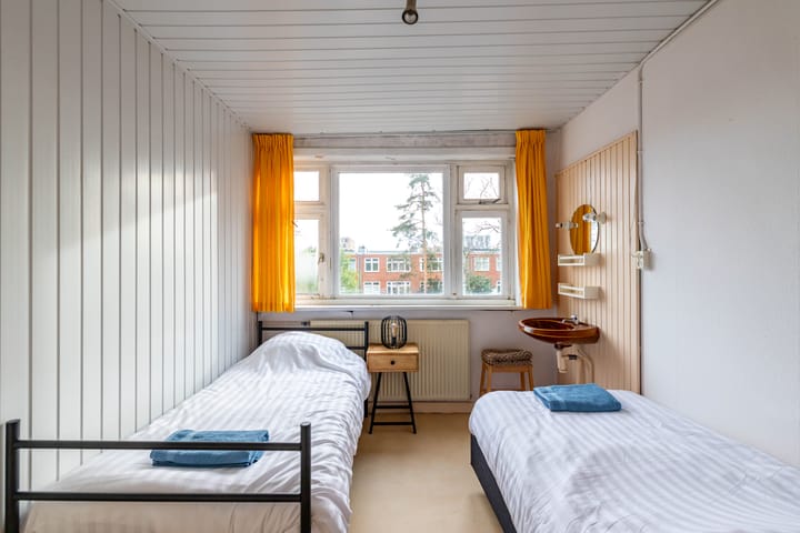 Photo 23 of Van Hamelstraat 27-B