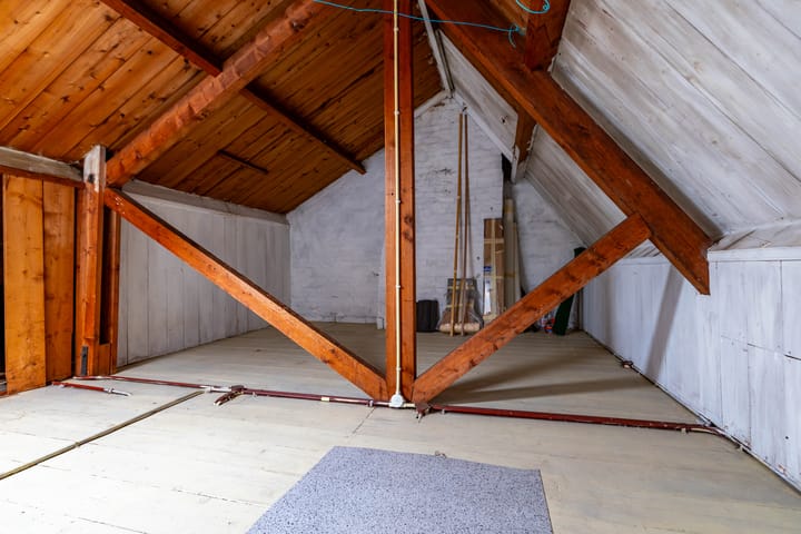 Photo 28 of Van Hamelstraat 27-B