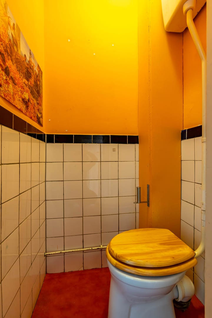 Photo 20 of Van Hamelstraat 27-B