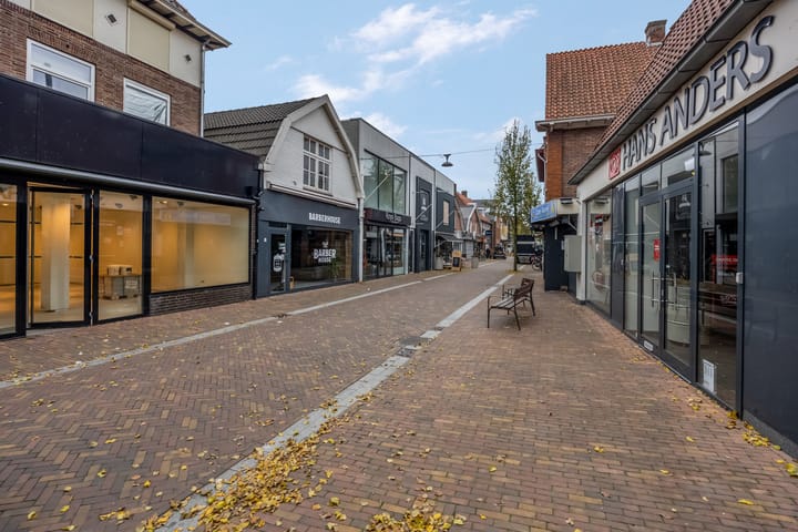 Foto 19 van Maandereind 10-J