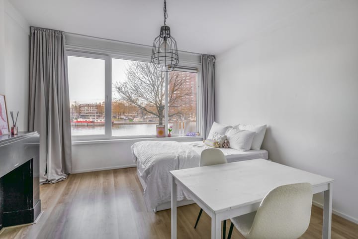 Photo 3 of Coolhaven 152-A01