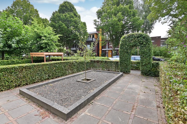 Photo 4 of Raadhuislaan 76