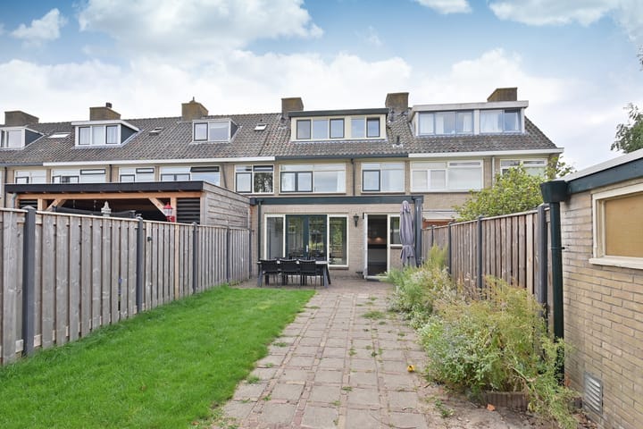 Photo 15 of Raadhuislaan 76