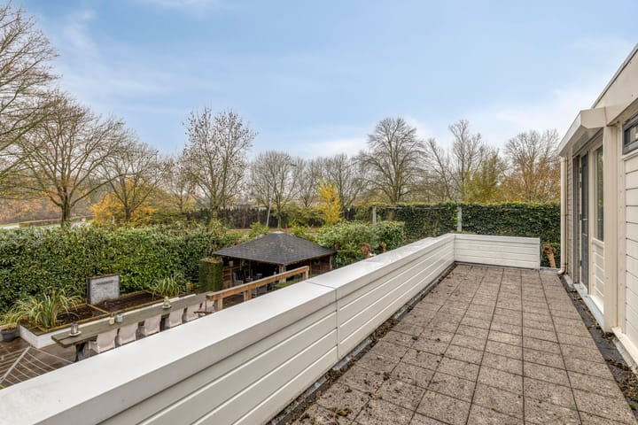 Foto 19 van Broekhuizerweg 1