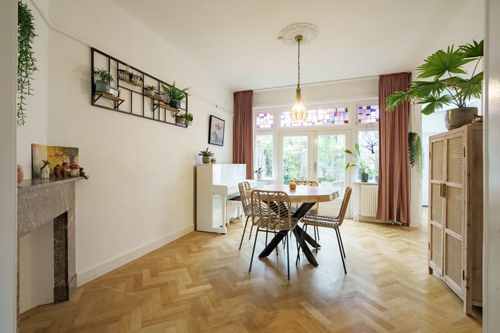 Photo 14 of Veluviaweg 24