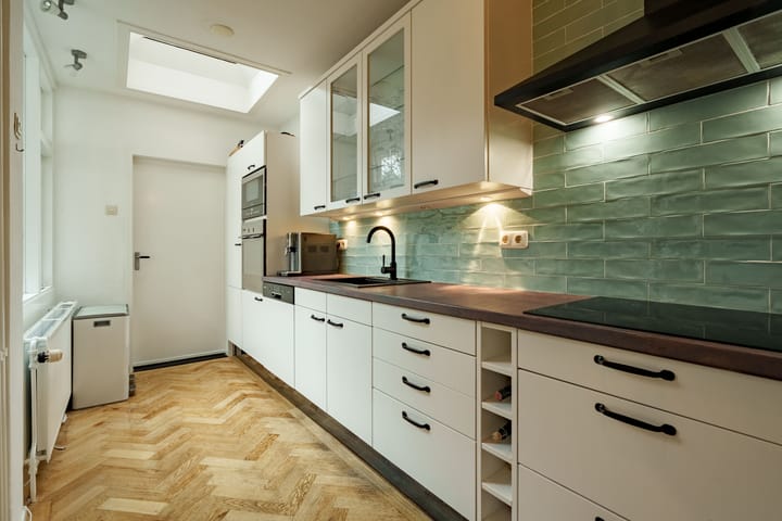 Photo 17 of Veluviaweg 24