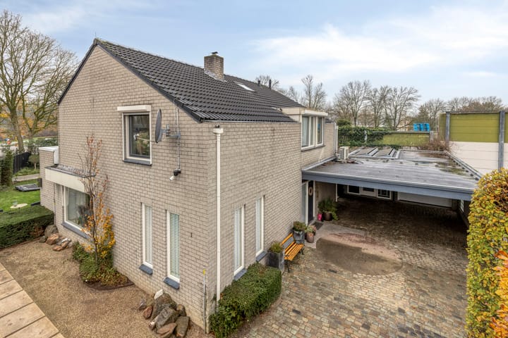 Foto 33 van Broekhuizerweg 1