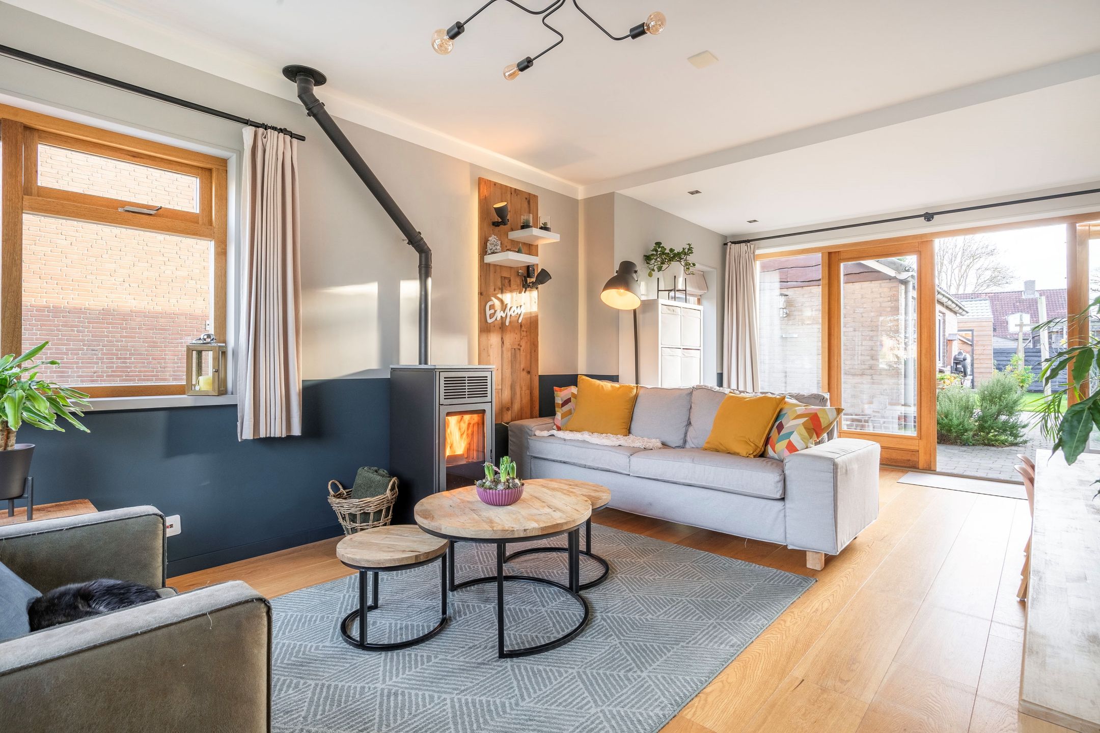 Photo 3 of Burgemeester Verstraatenlaan 18-A