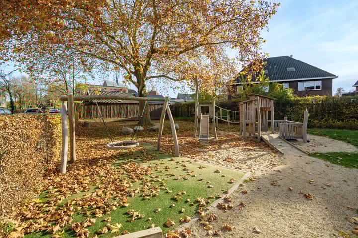 Photo 38 of Veluviaweg 24