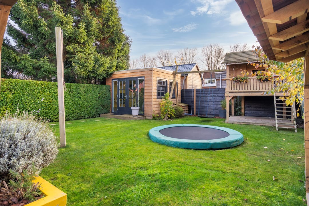 Photo 23 of Burgemeester Verstraatenlaan 18-A