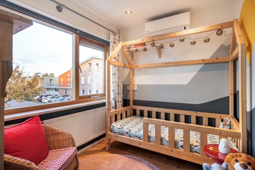 Photo 31 of Burgemeester Verstraatenlaan 18-A