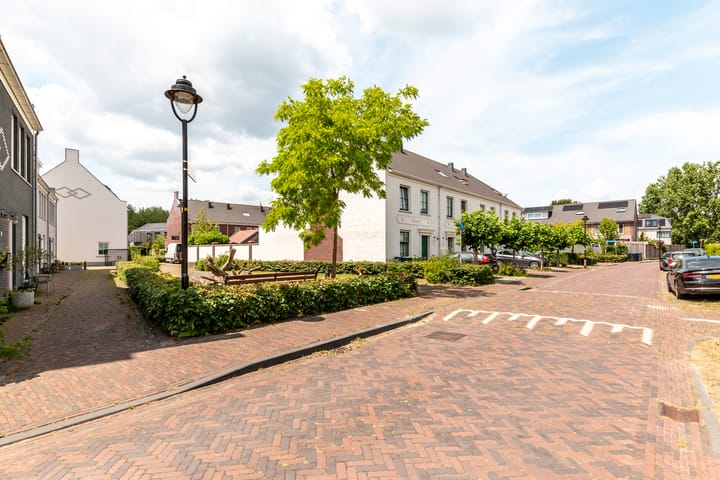 Photo 42 of Kamerlingh Onnesstraat 53