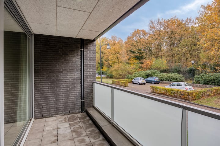 Photo 16 of Sporenring 226