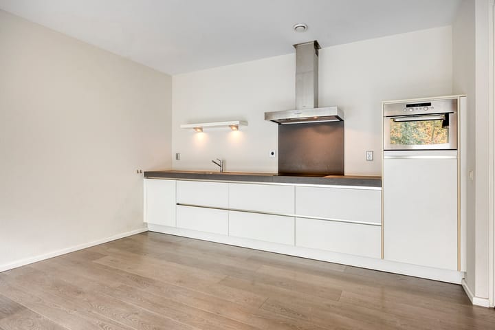 Photo 4 of Sporenring 226