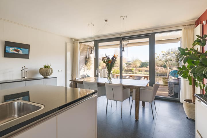 Photo 4 of Herentalsstraat 8