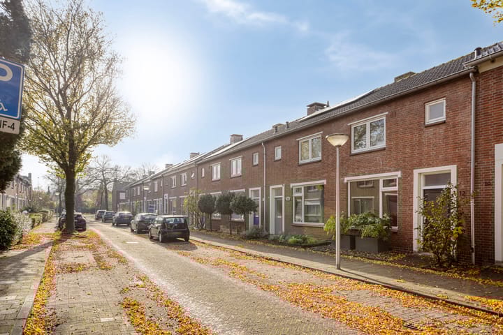 Photo 35 of Appelbloesemstraat 12