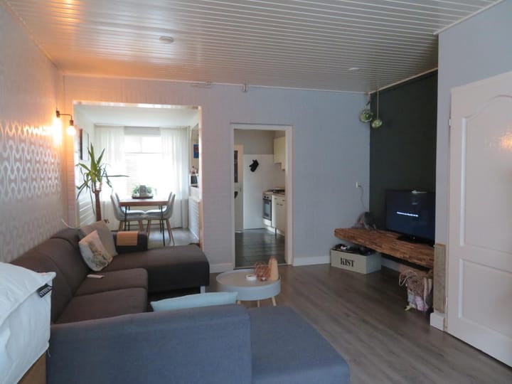 Photo 8 of Van Limburg Stirumstraat 19