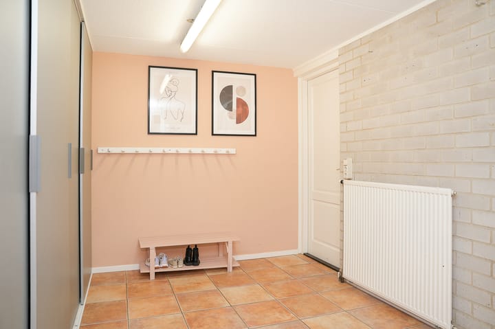 Photo 27 of Burcht 2