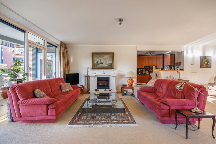 Photo 2 of Valkenierslaan 35-A2