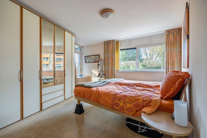 Photo 4 of Valkenierslaan 35-A2