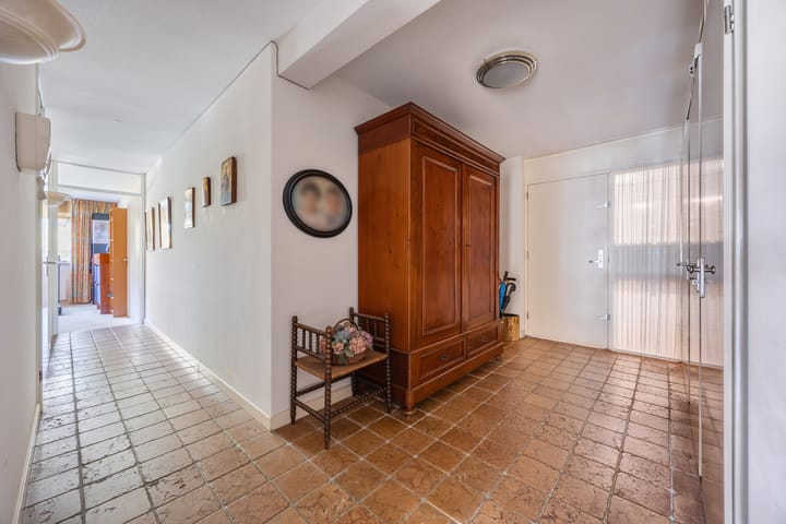 Photo 17 of Valkenierslaan 35-A2