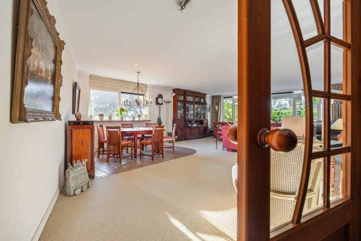 Photo 21 of Valkenierslaan 35-A2