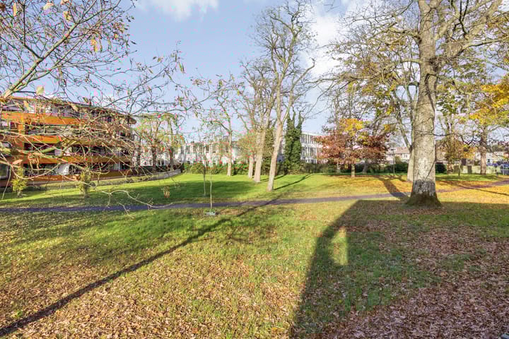 Photo 49 of Valkenierslaan 35-A2