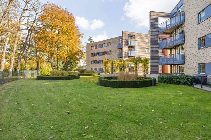 Photo 50 of Valkenierslaan 35-A2