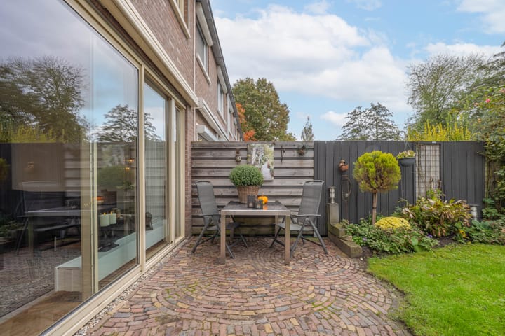 Foto 42 van Brechtje Spiegelerf 27