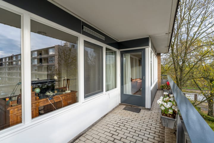 Photo 4 of Hijmans van den Berghlaan 226