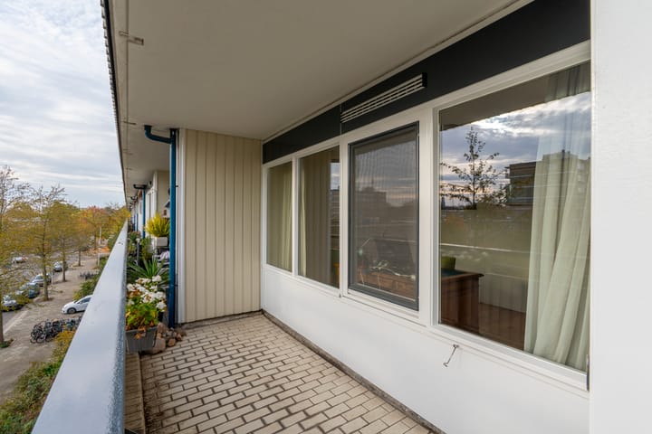 Photo 14 of Hijmans van den Berghlaan 226