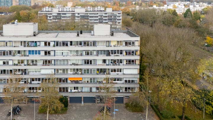 Photo 36 of Hijmans van den Berghlaan 226