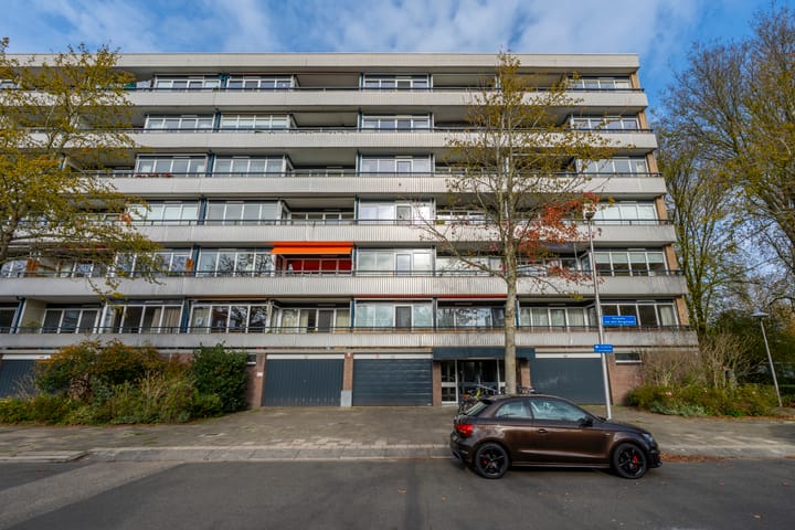 Photo 40 of Hijmans van den Berghlaan 226