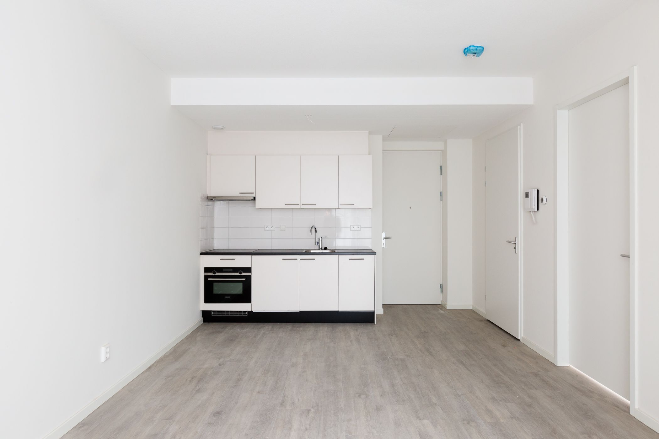 Foto 3 van Rogier van der Weydestraat 6-A10