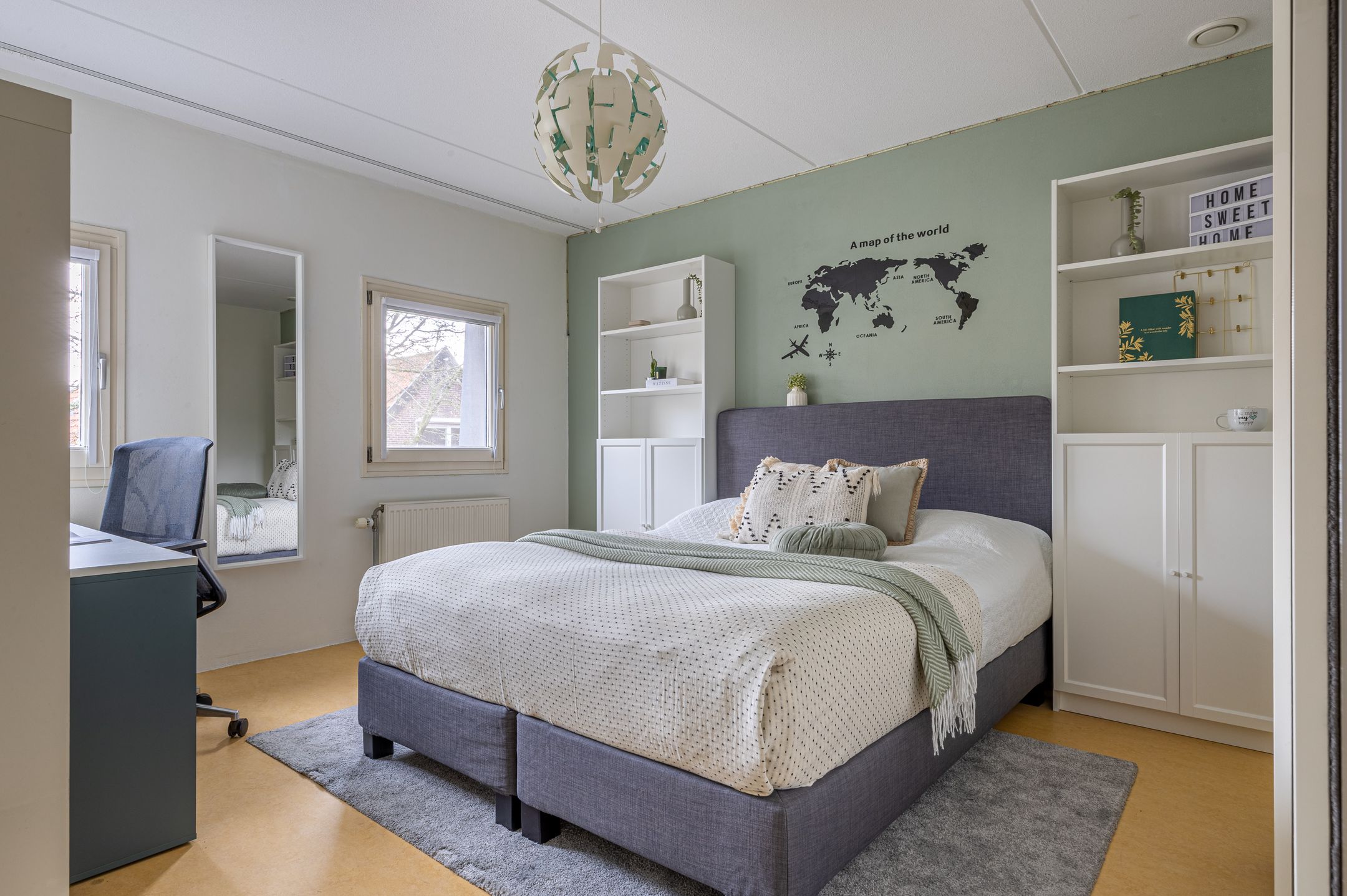 Photo 18 of de Ruijterkade 25