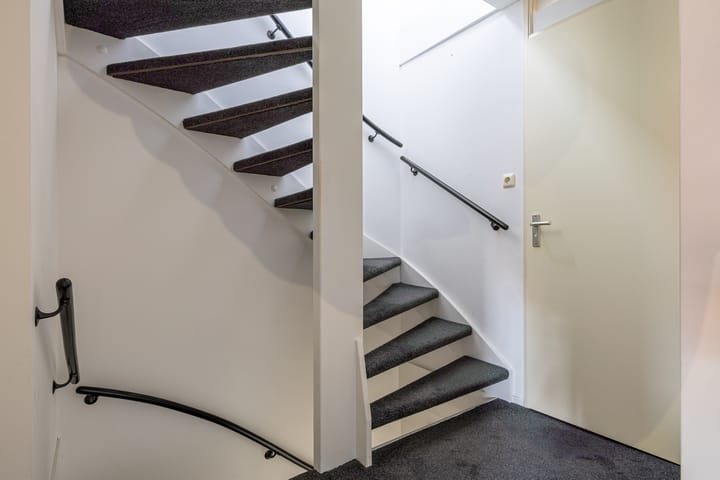 Foto 27 van de Ruijterkade 25